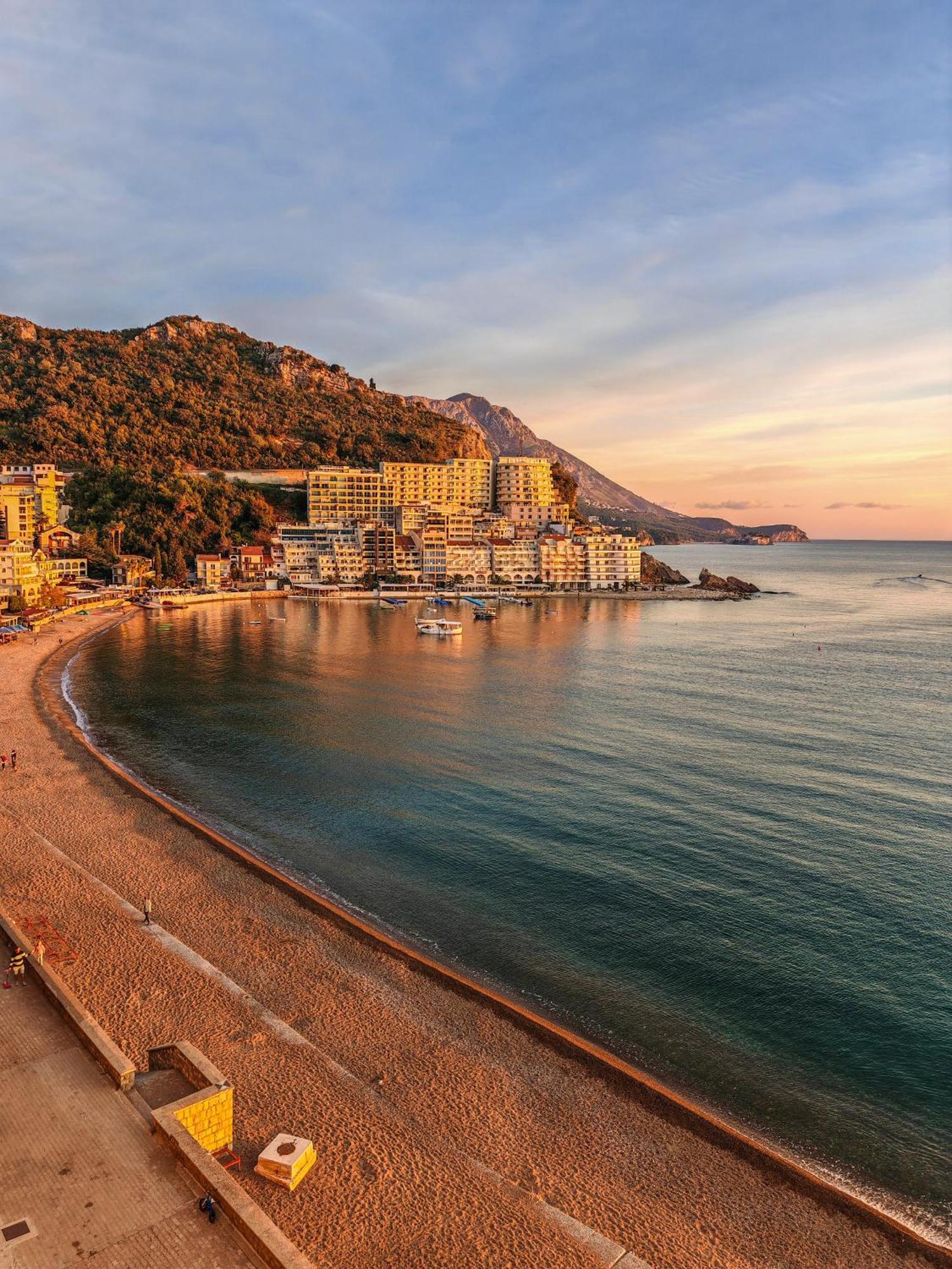 Beachfront Luxury Apartment Budva Buitenkant foto