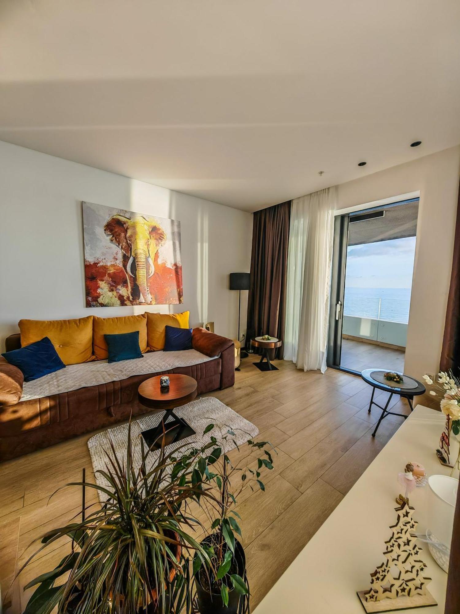 Beachfront Luxury Apartment Budva Buitenkant foto