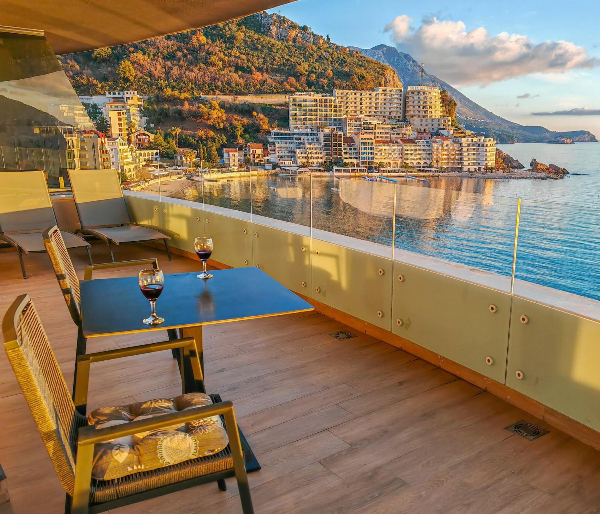 Beachfront Luxury Apartment Budva Buitenkant foto