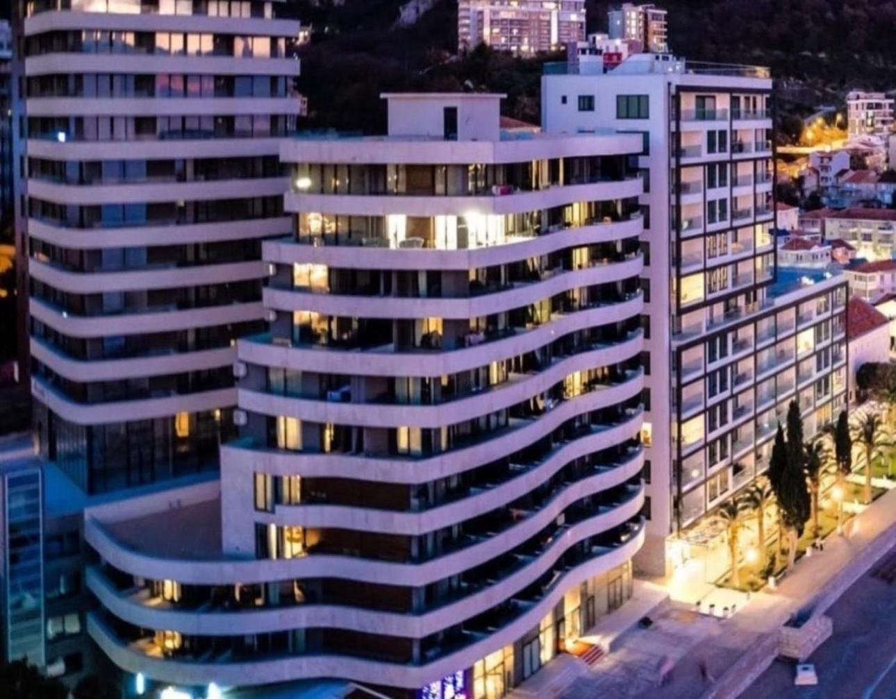 Beachfront Luxury Apartment Budva Buitenkant foto
